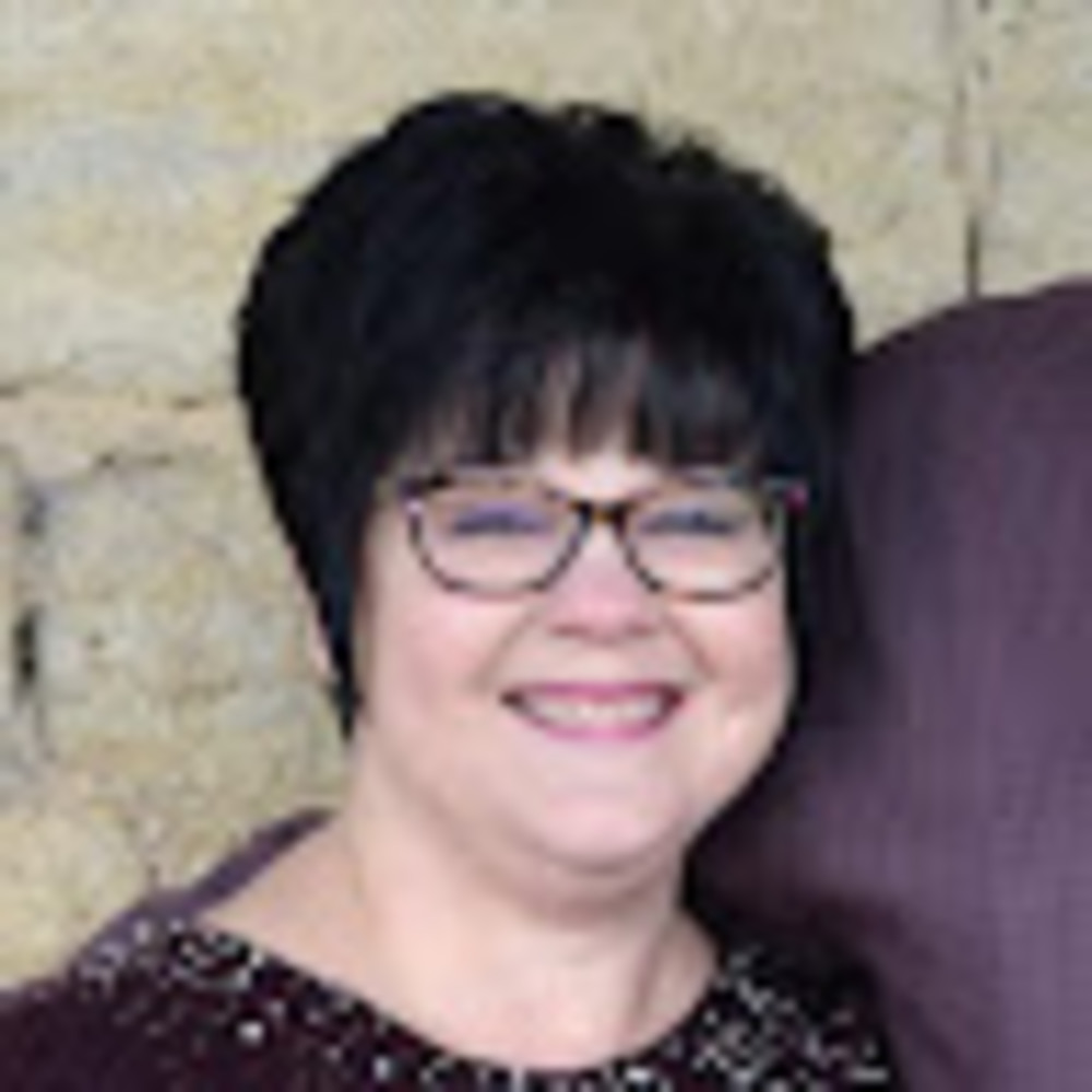 Meet your Posher, Lisa